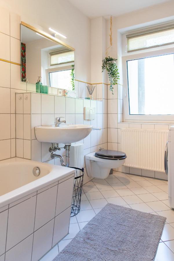 Stilvolles Apartment - Balkon, Netflix, Nespresso, Zentral, Messe Chemnitz Bagian luar foto
